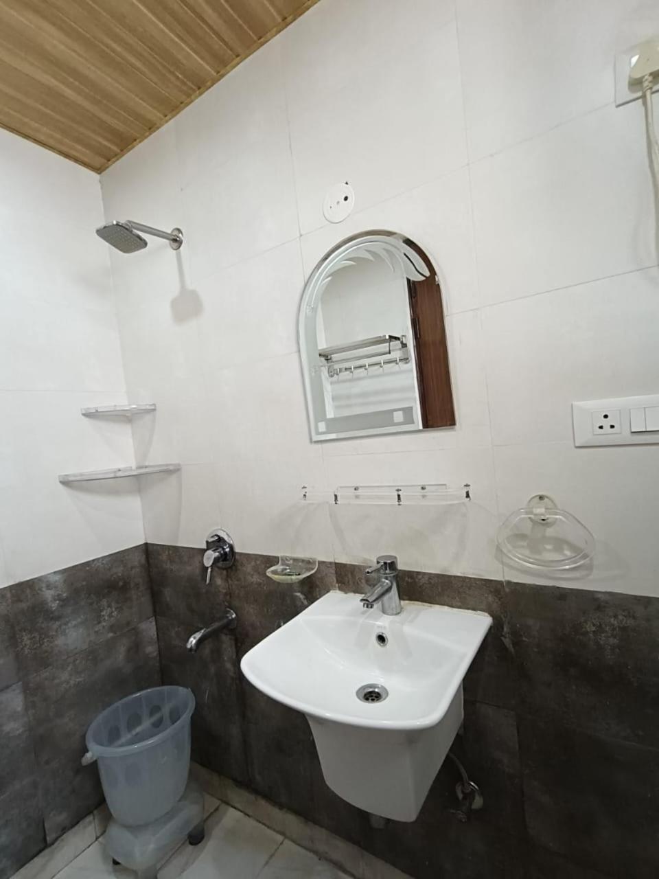 Mulmul By Westay Gurgaon Dış mekan fotoğraf